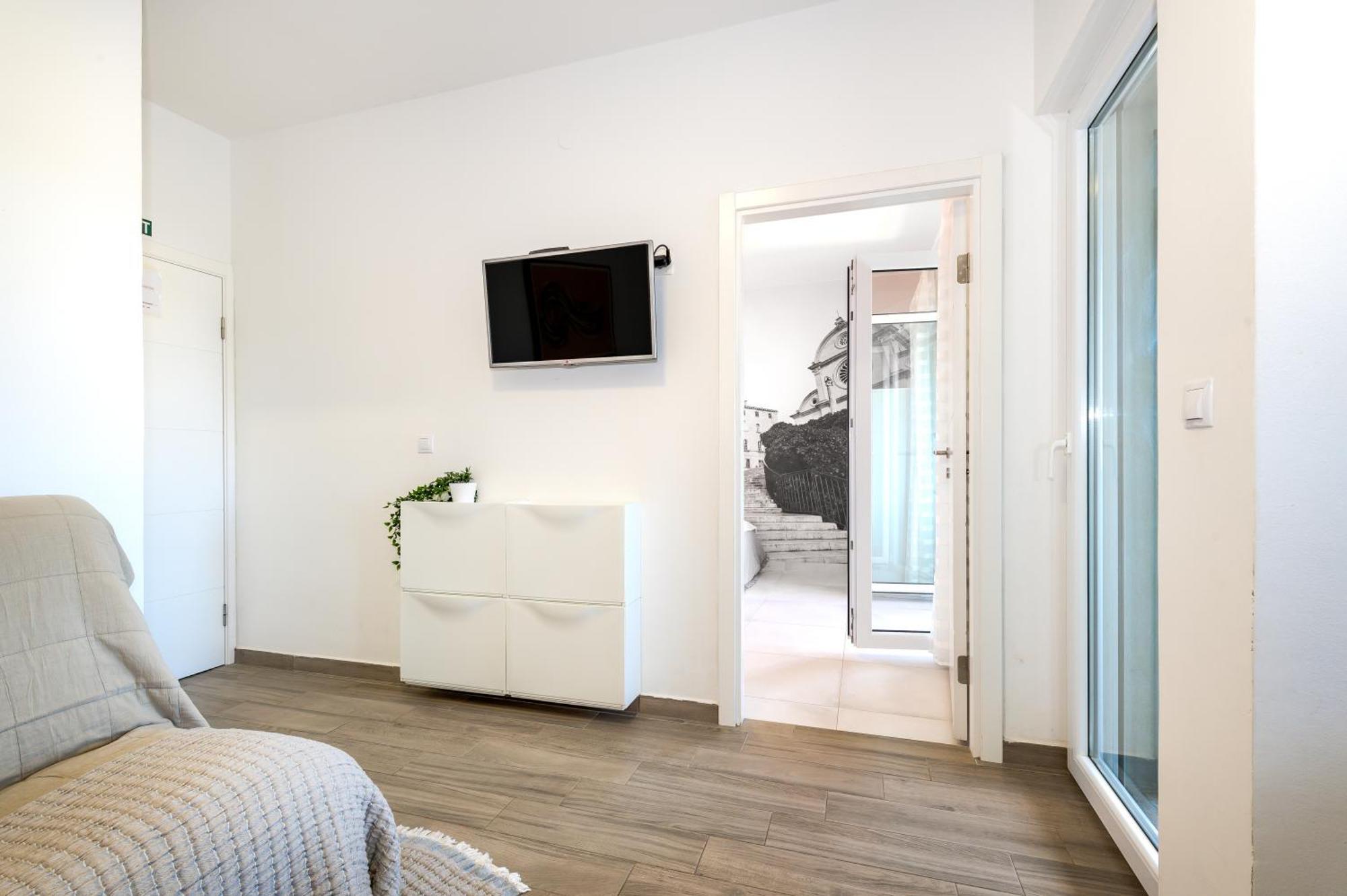 Ojra New Apartment With Seaview Šibenik Dış mekan fotoğraf